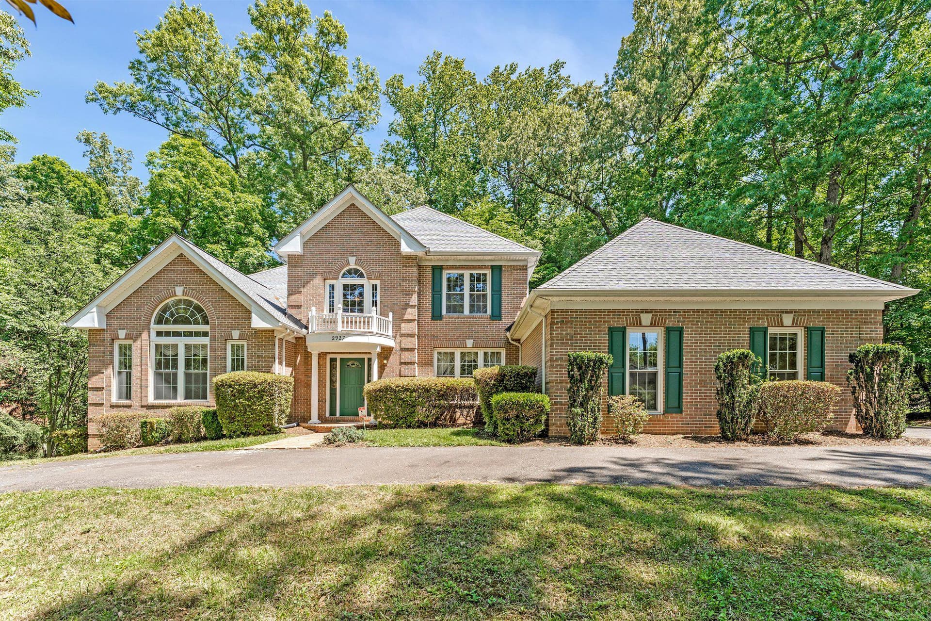 2927 Beau Lane