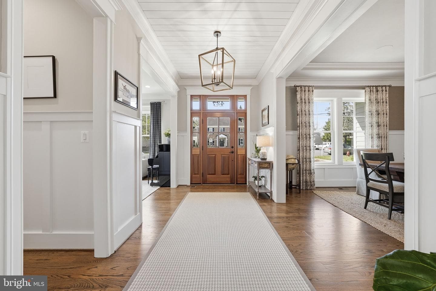 427 Orchard Street NW photo 2