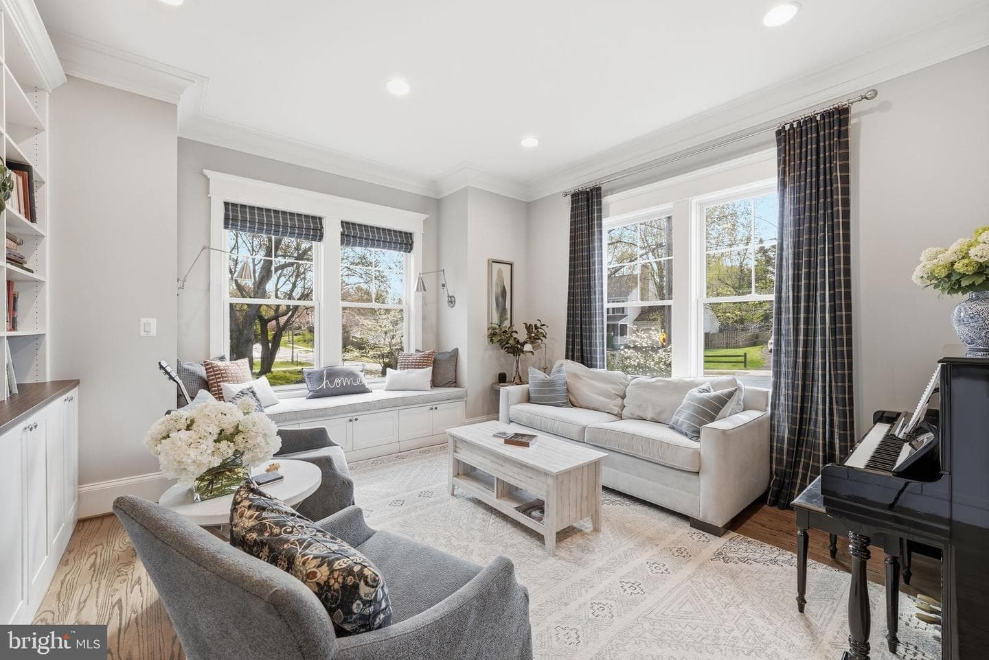 427 Orchard Street NW photo 4