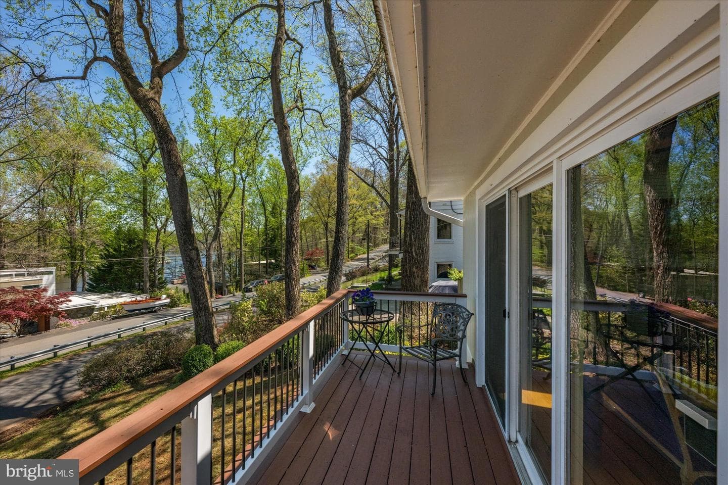 6439 Lakeview Drive photo 13