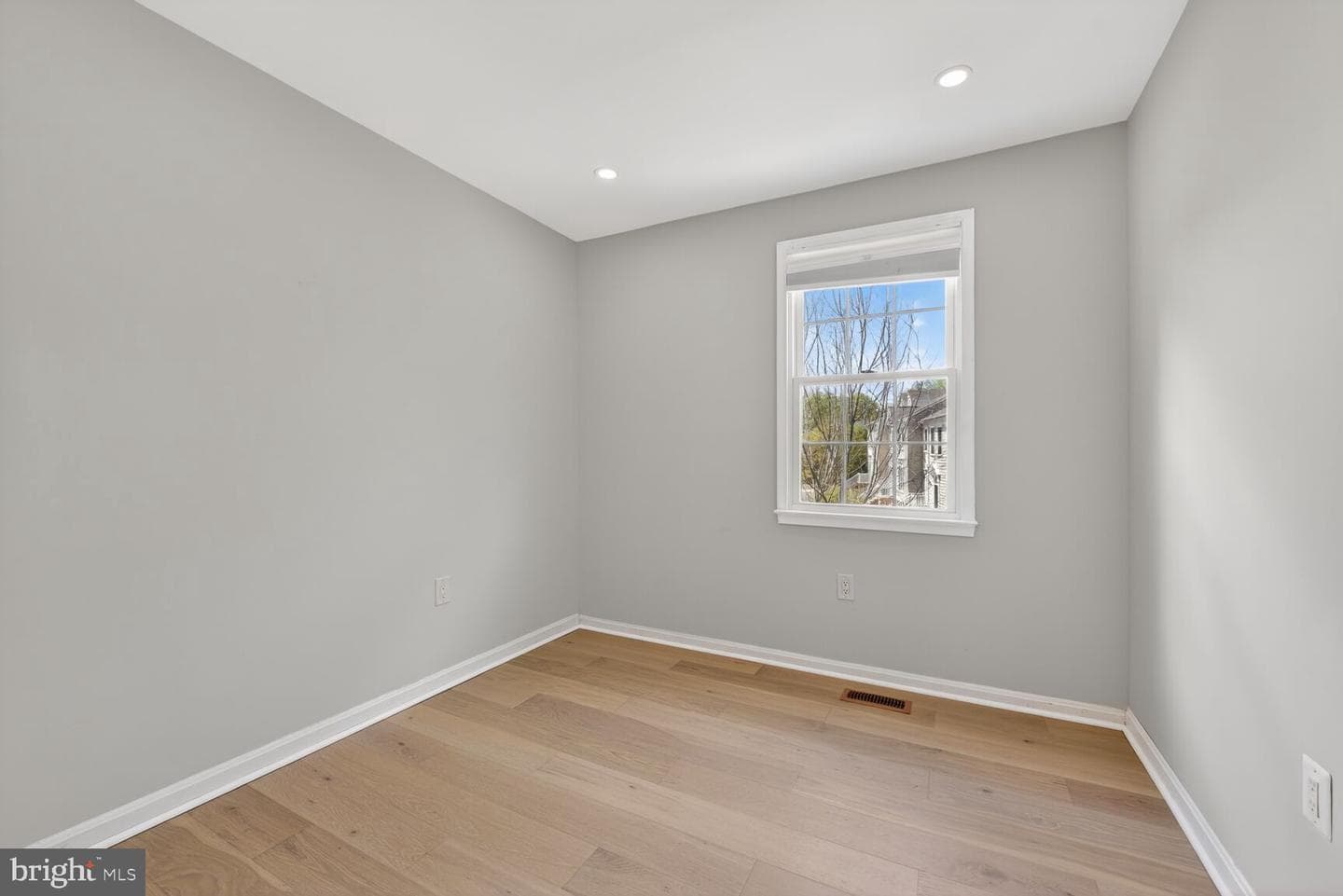 2972 Valera Court photo 14