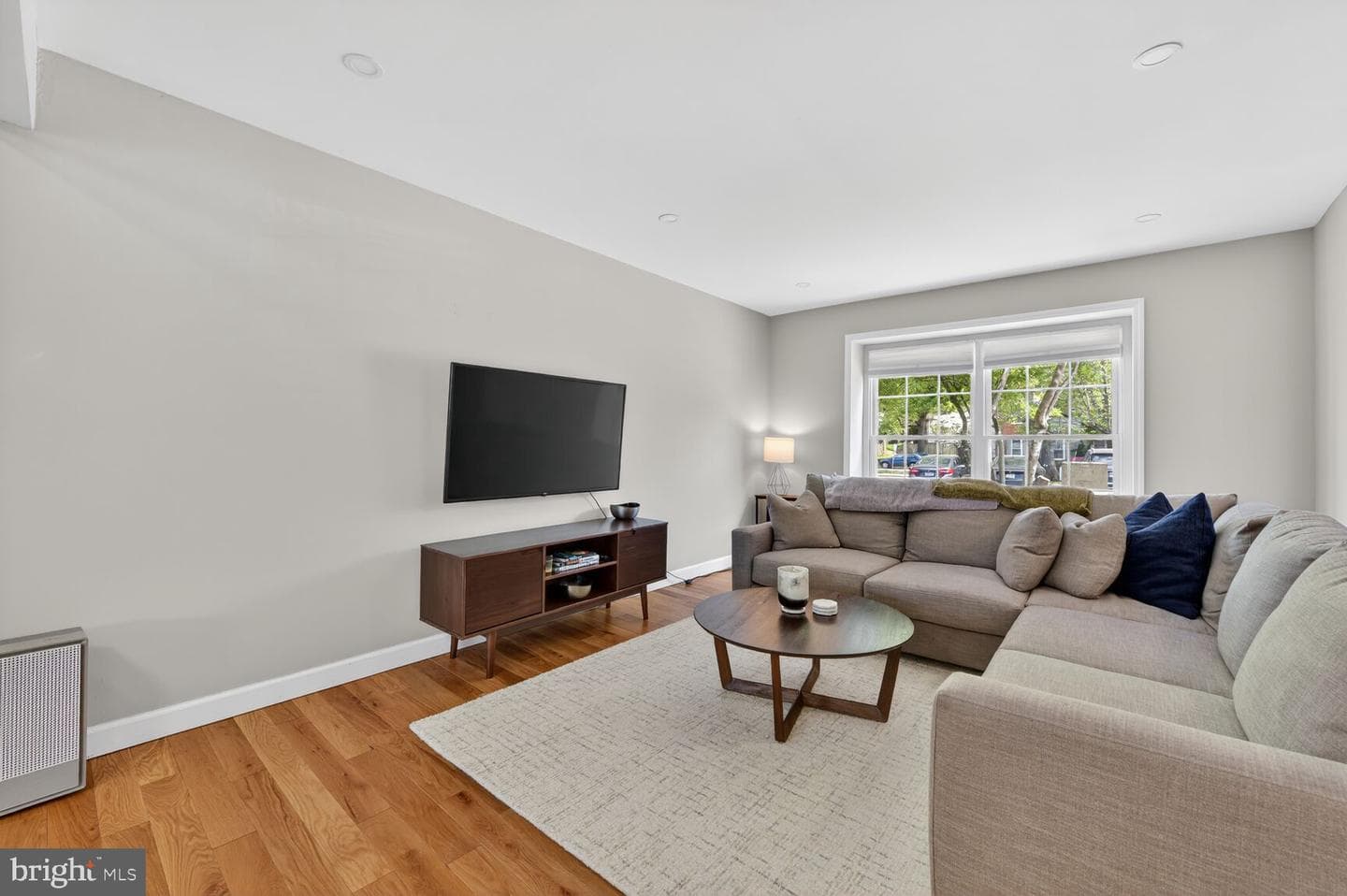 2972 Valera Court photo 3