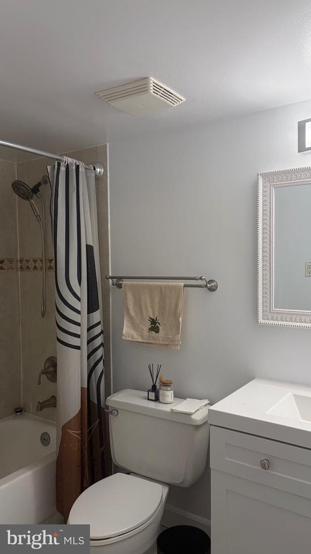 11212 Chestnut Grove Square #115 photo 20