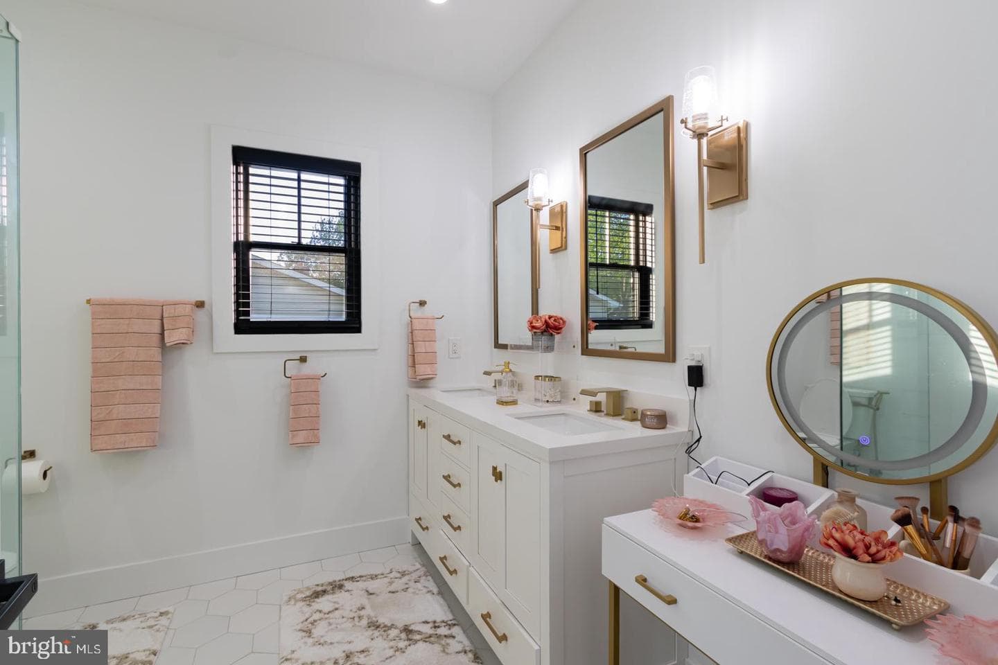 13821 Leighfield Street photo 24