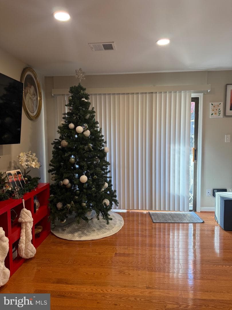 1121 Shannon Place photo 19