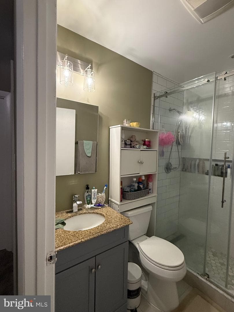 1121 Shannon Place photo 35