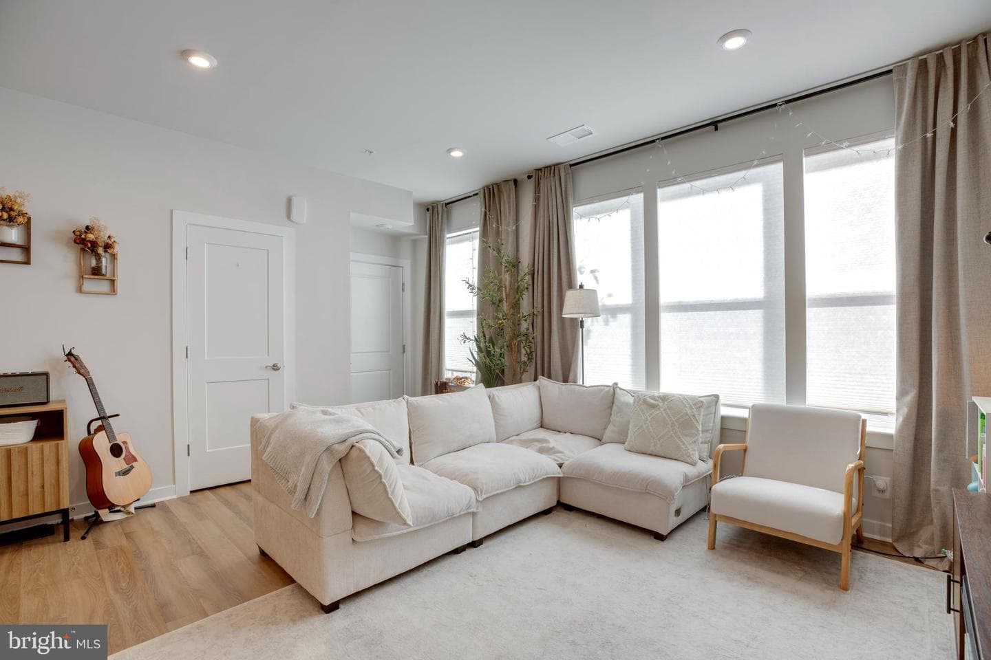 4614 Olivine Drive #85 photo 2
