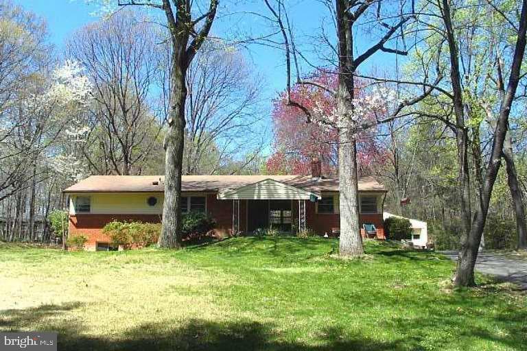 5440 Summit Street, Centreville