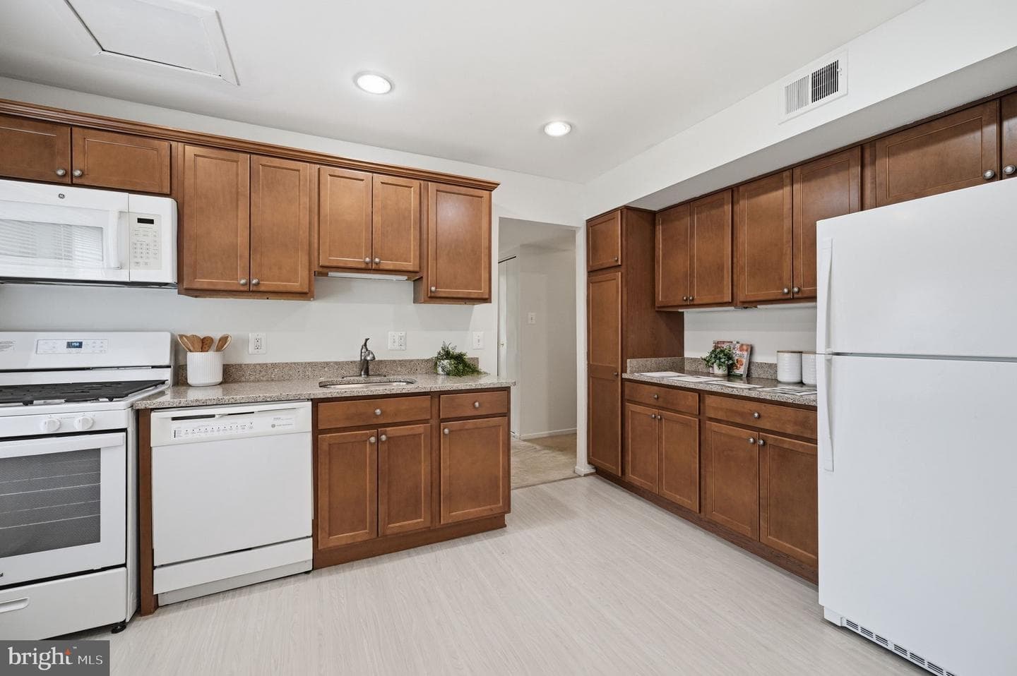 1659 Parkcrest Circle #c photo 19