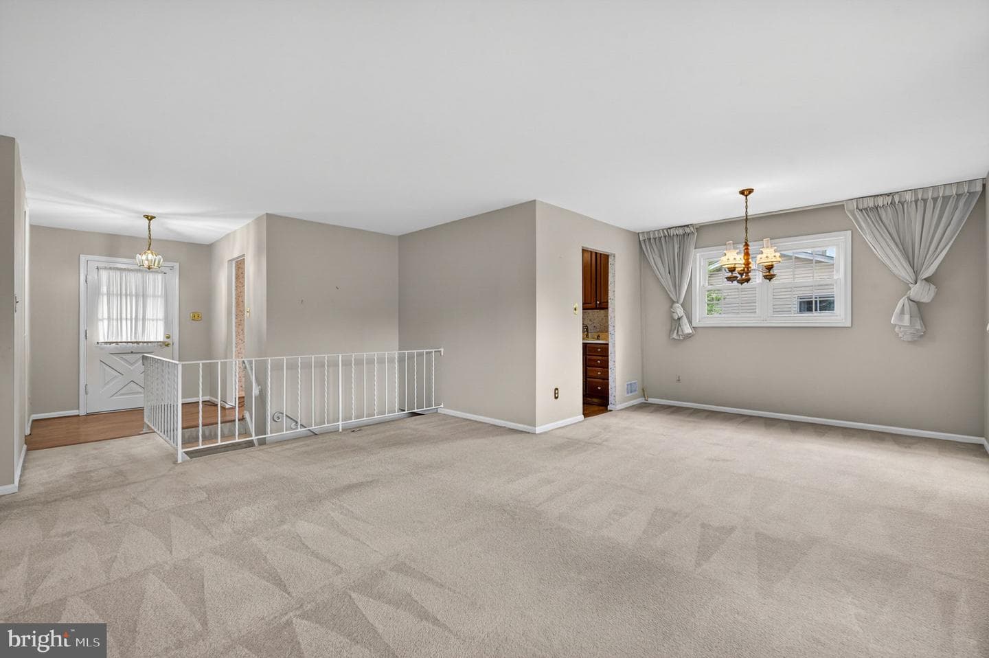7706 Arlen Street photo 18