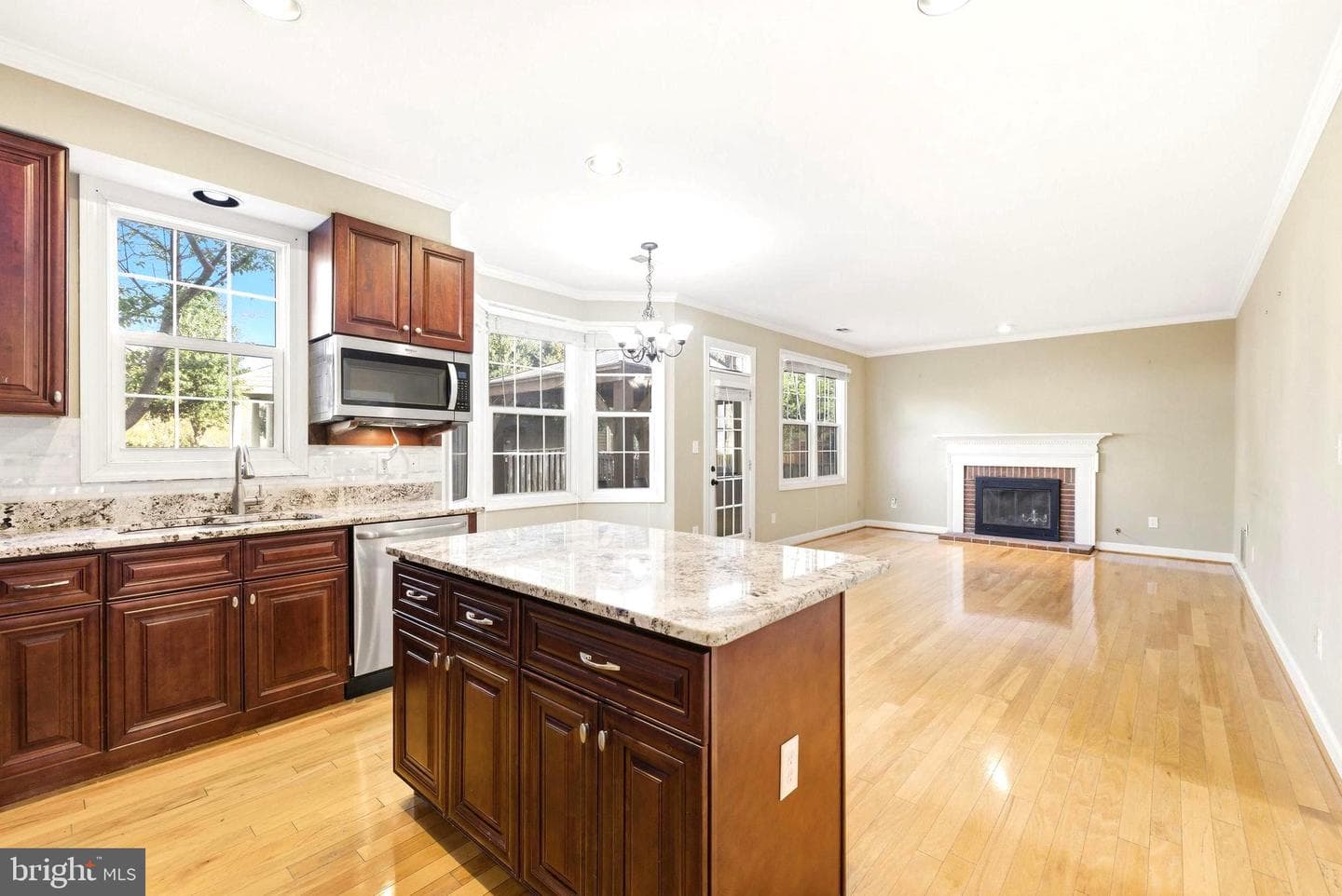 5804 Stone Creek Drive photo 15