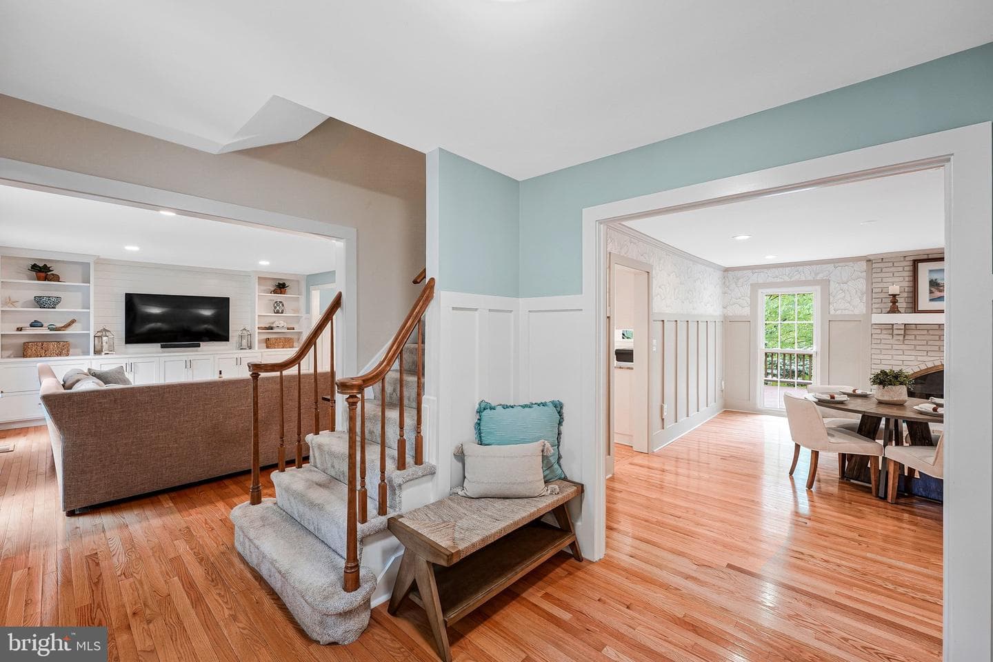 10719 Oakenshaw Court photo 3