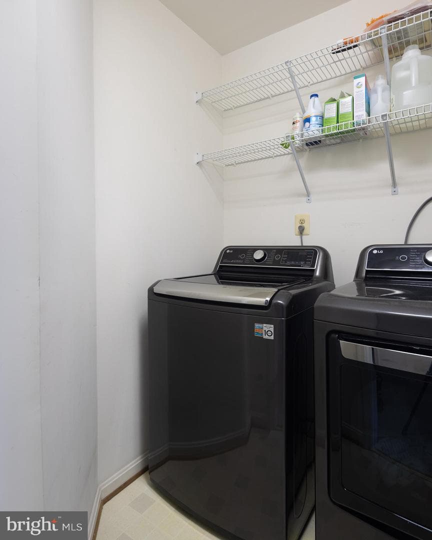 6611 Dunwich Way photo 31