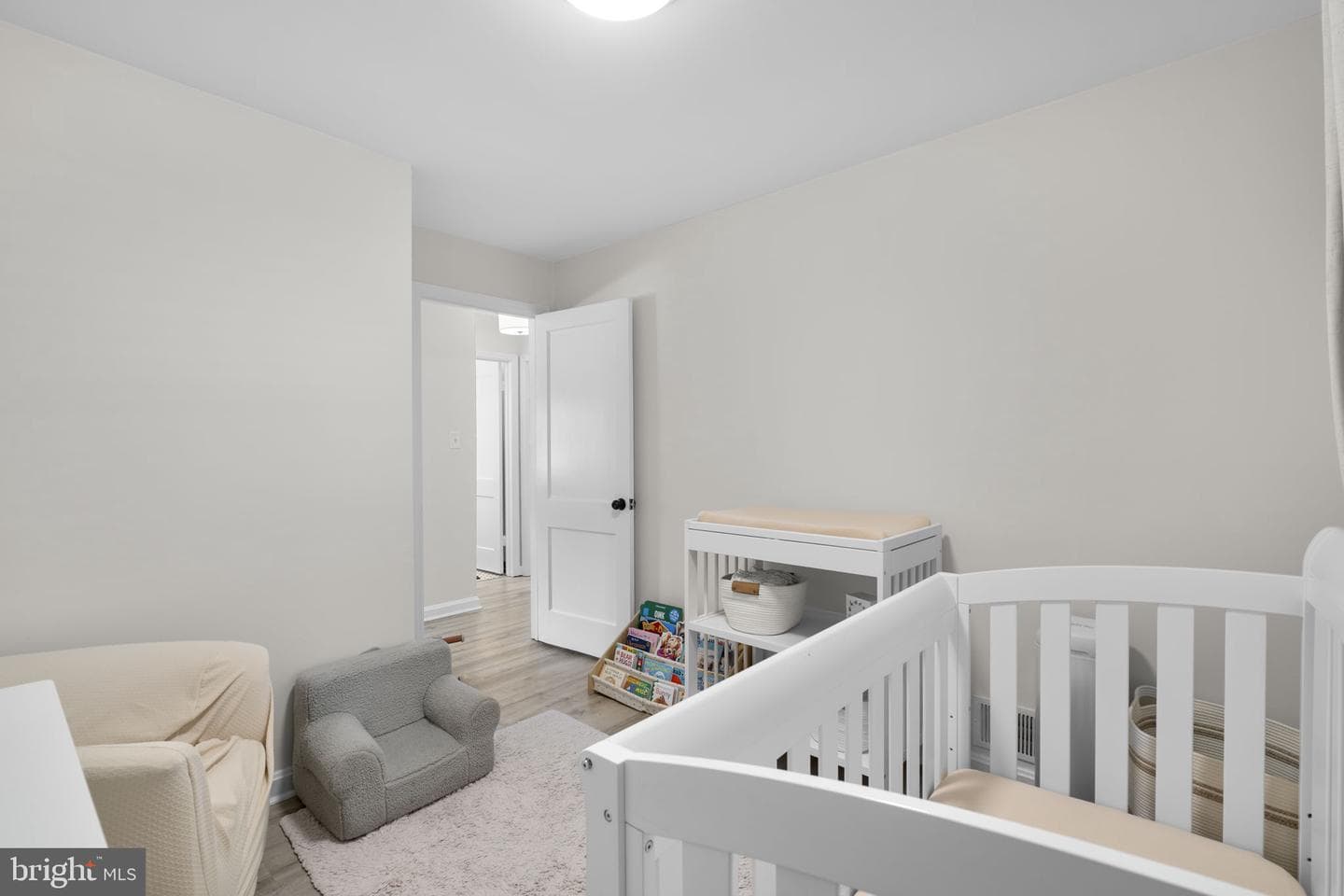 6123 The Parkway photo 15
