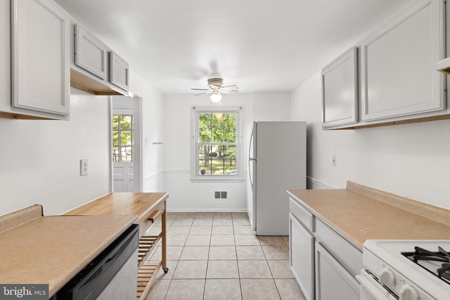 4429 Longworthe Square photo 12