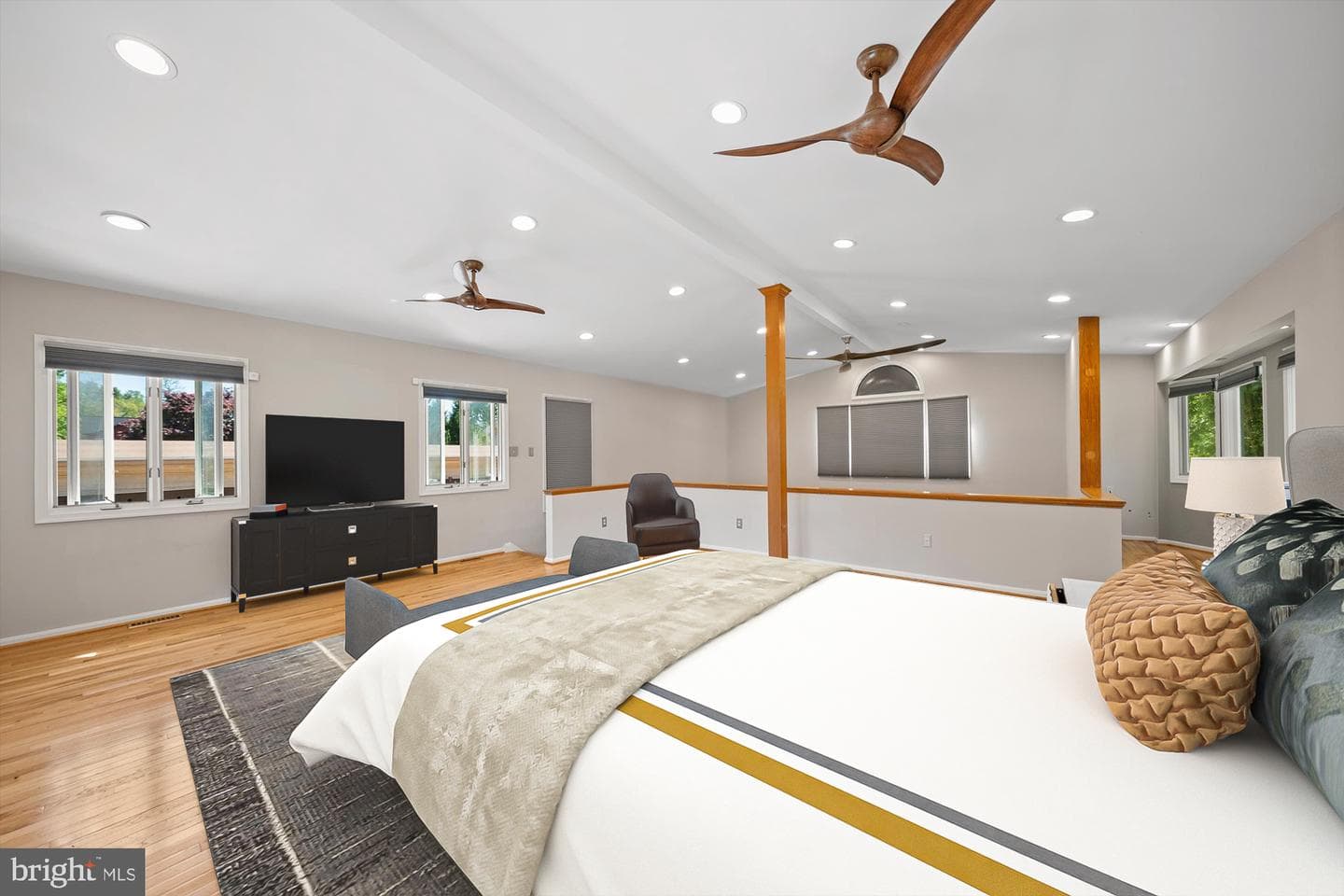 7113 Carol Lane photo 37