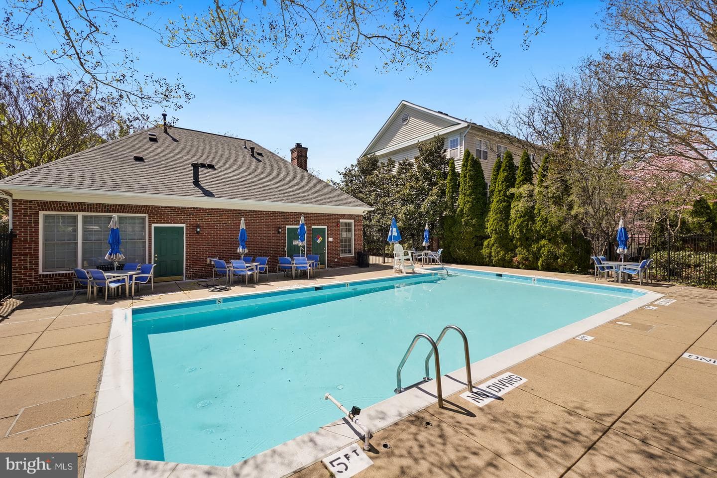 8856 Ashgrove House Lane #102 photo 26