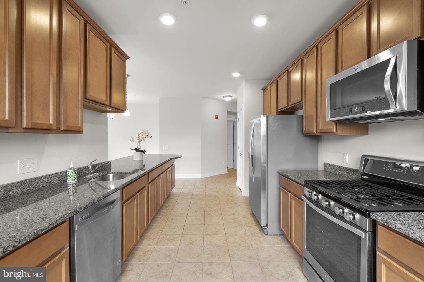 9521 Bastille Street #305 photo 14