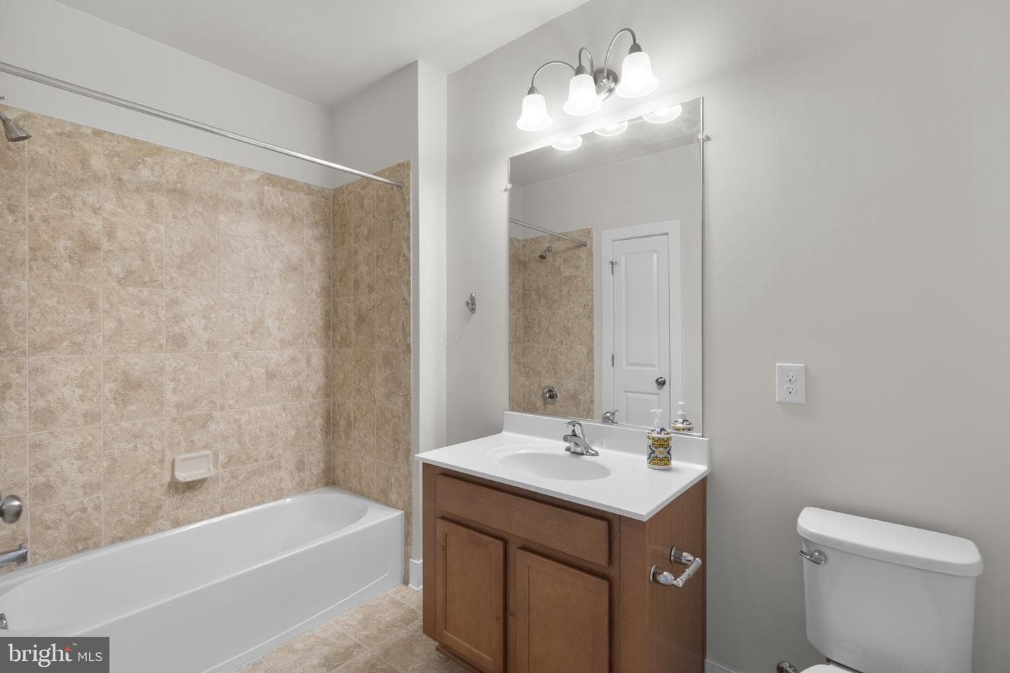 9521 Bastille Street #305 photo 24