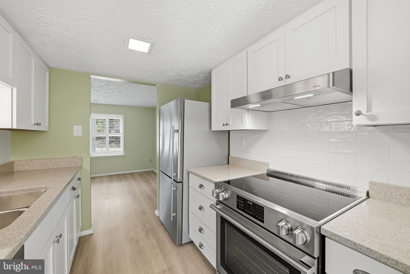 5574 Caithness Court photo 11