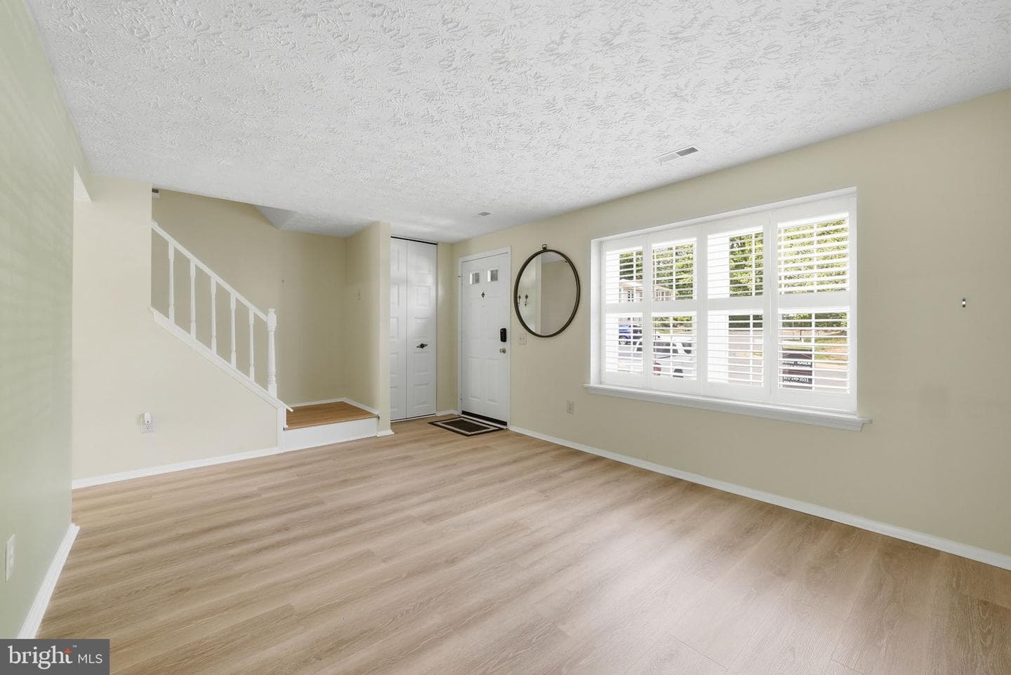 5574 Caithness Court photo 7