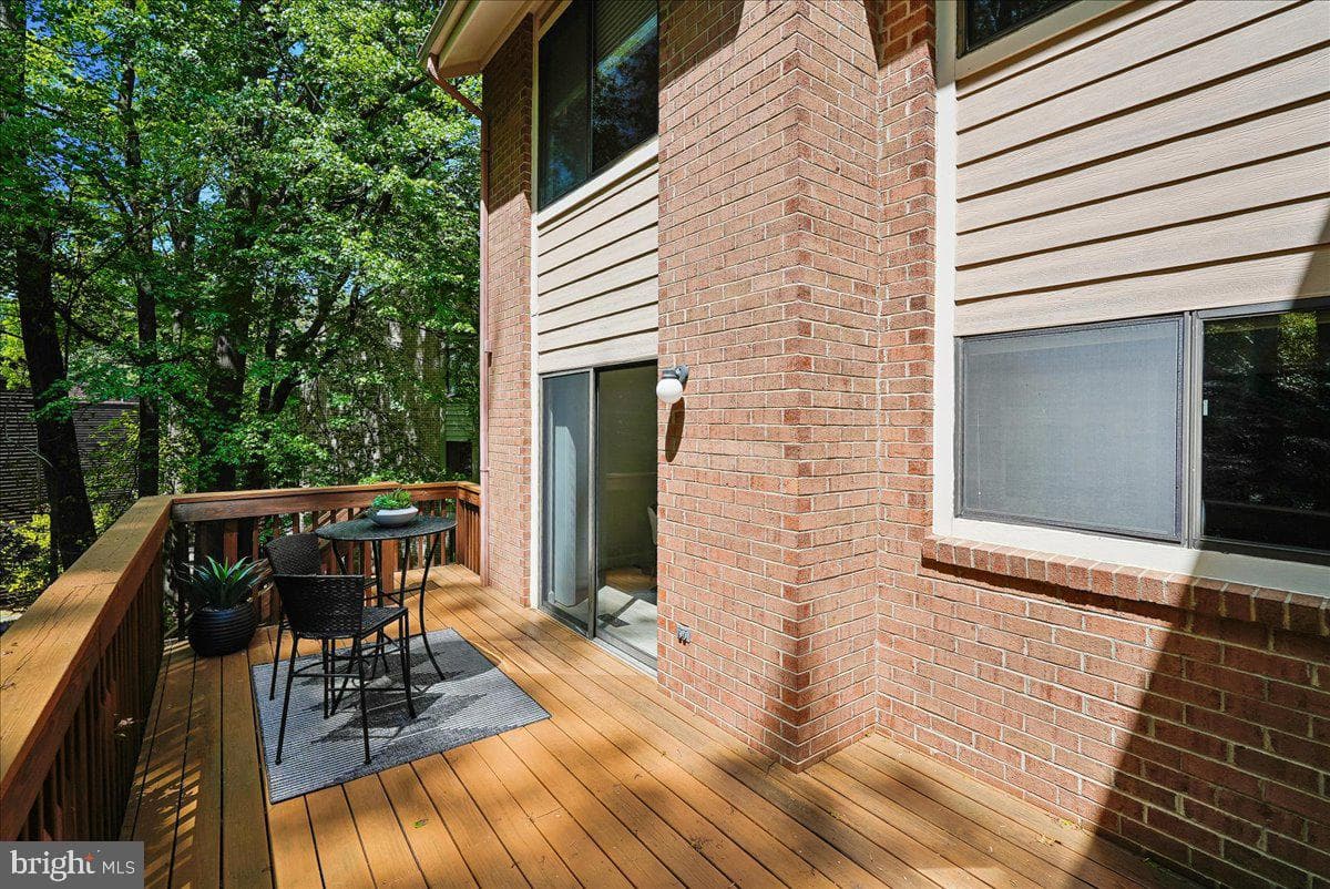 2024 Swans Neck Way photo 28