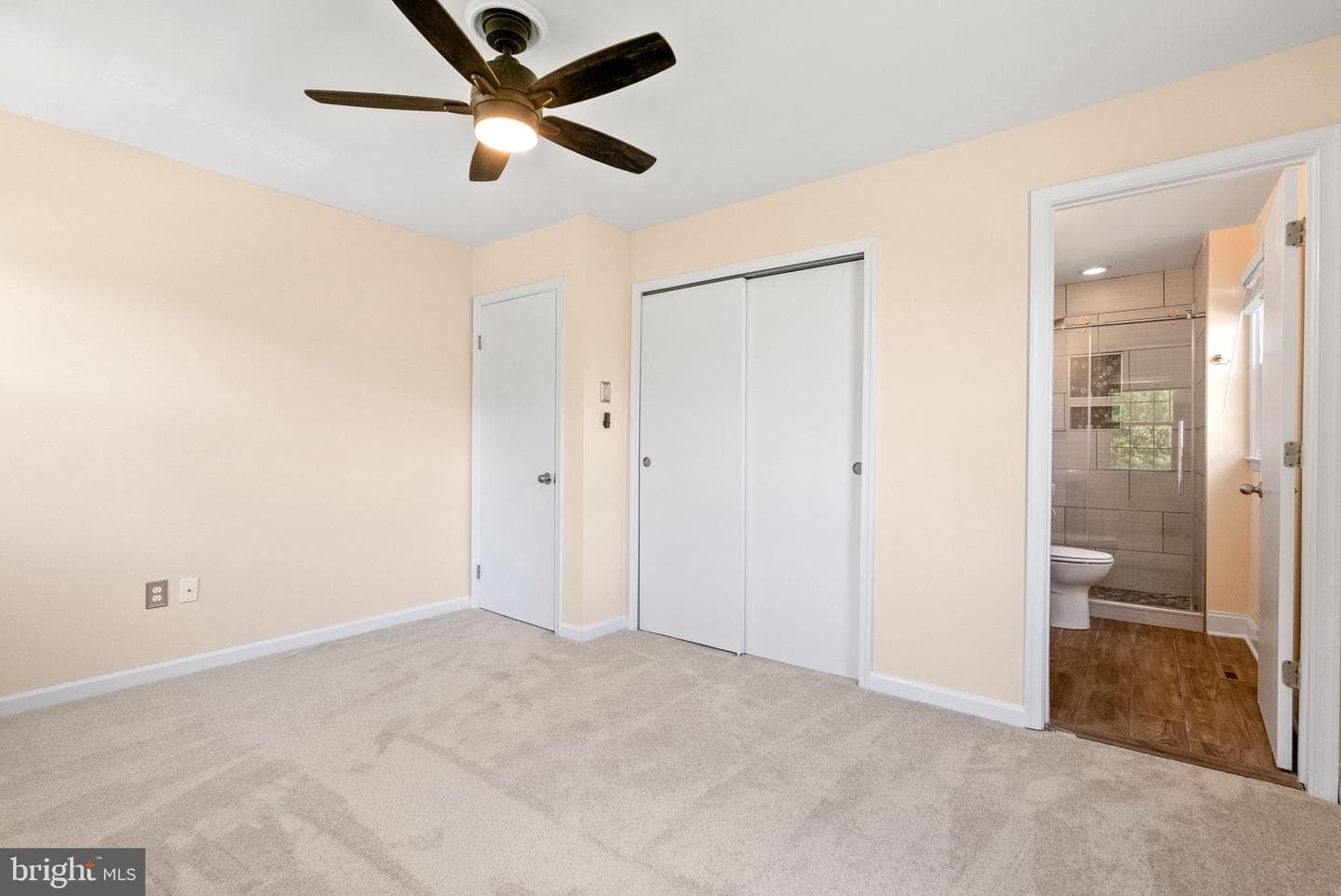 8361 Thompson Road photo 20