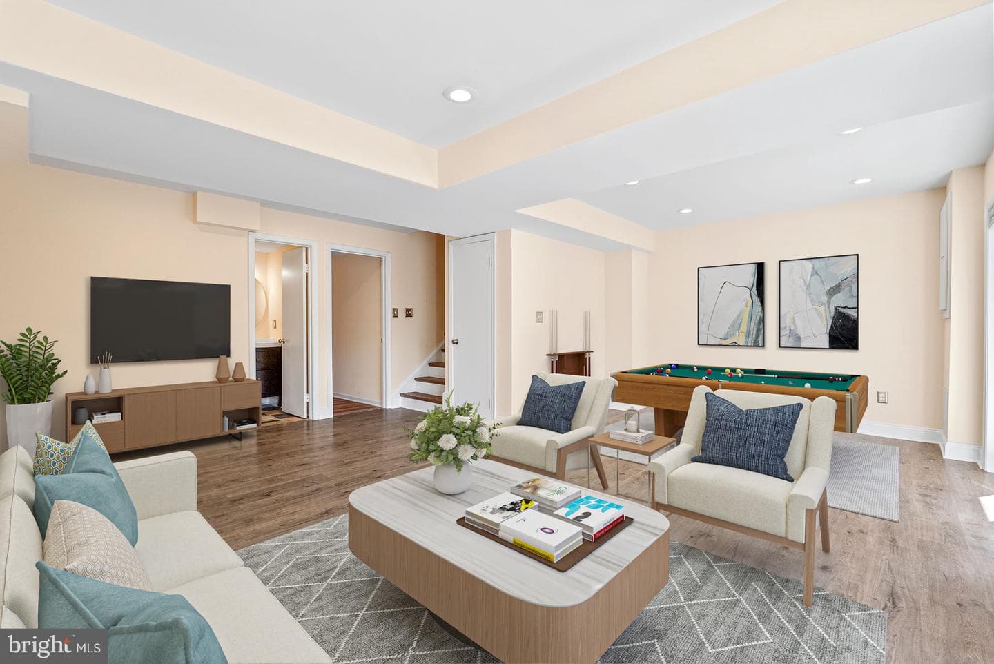 8361 Thompson Road photo 33