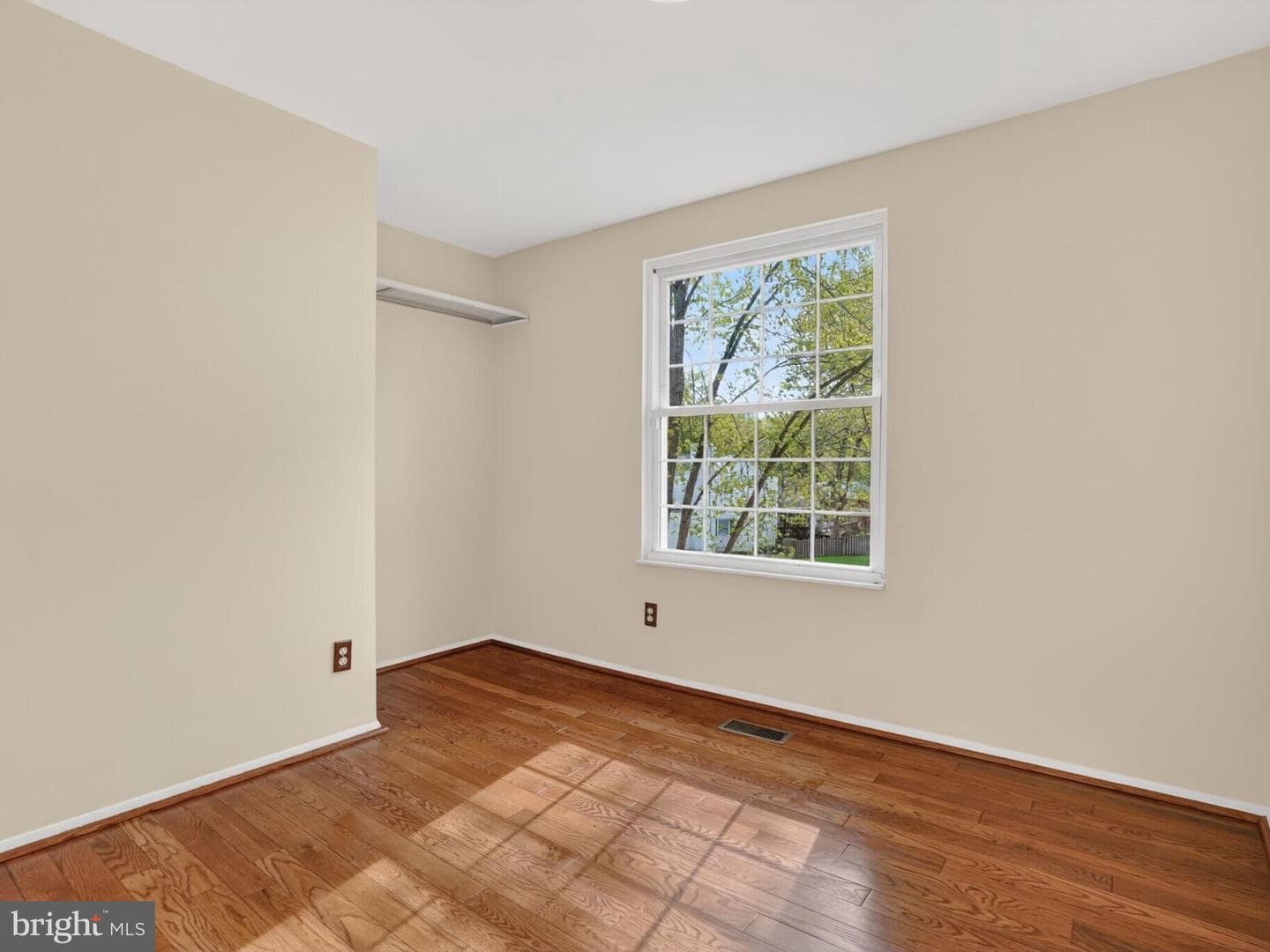 5914 Freds Oak Road photo 20