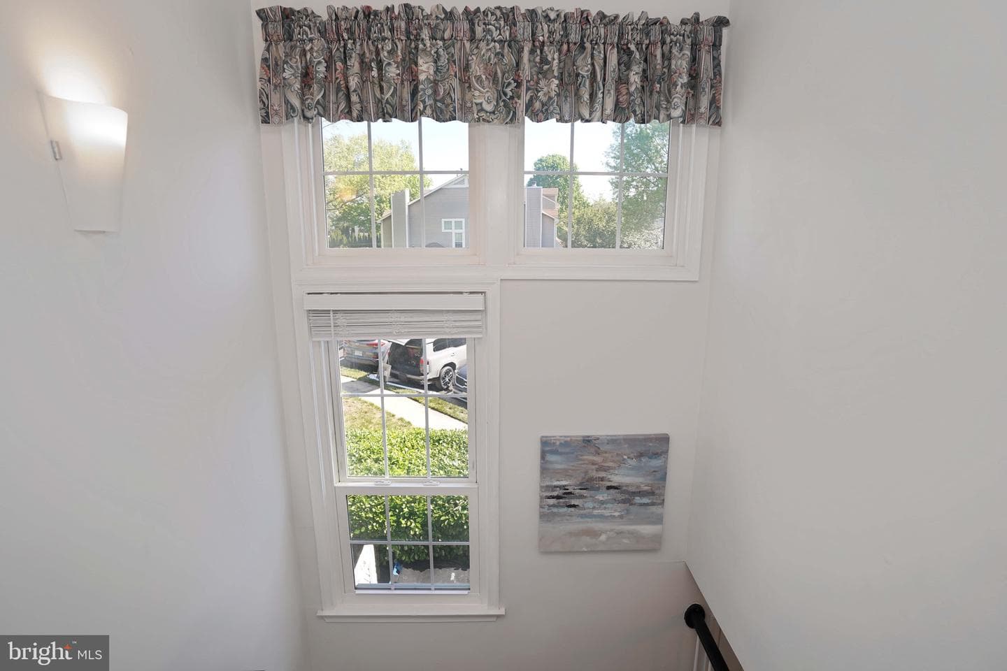 6038 Netherton Street photo 19