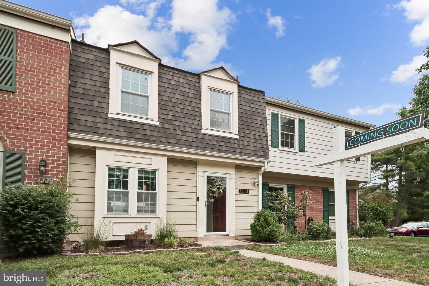 6518 Yadkin Ct photo 2