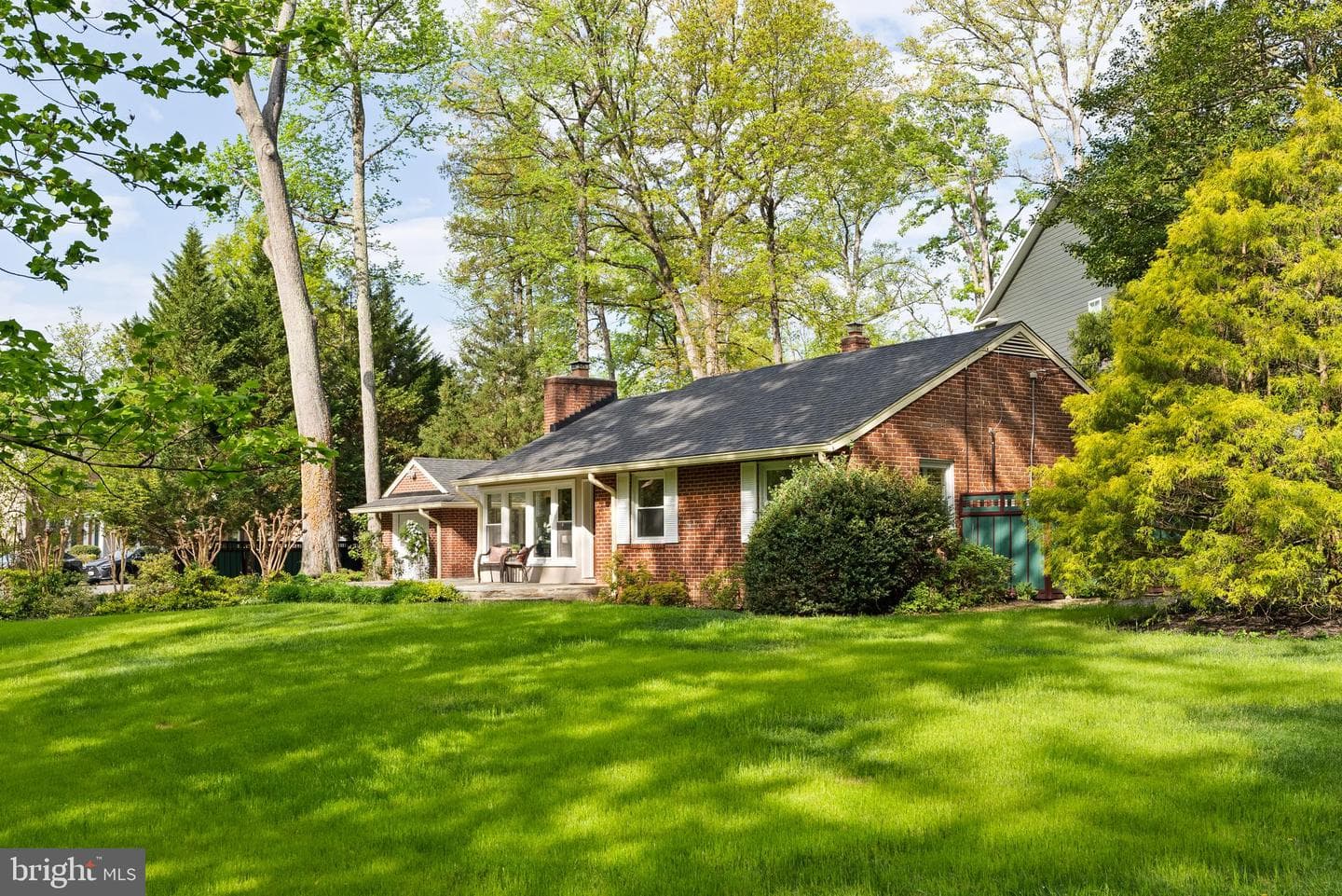 7616 Admiral Drive photo 13