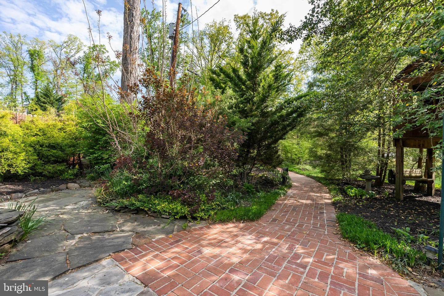 7616 Admiral Drive photo 24