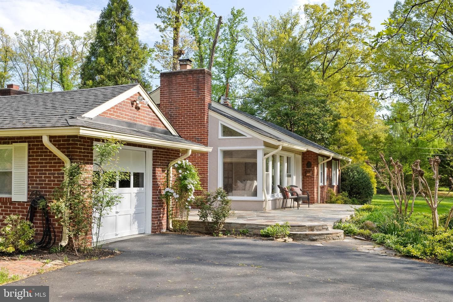 7616 Admiral Drive photo 3