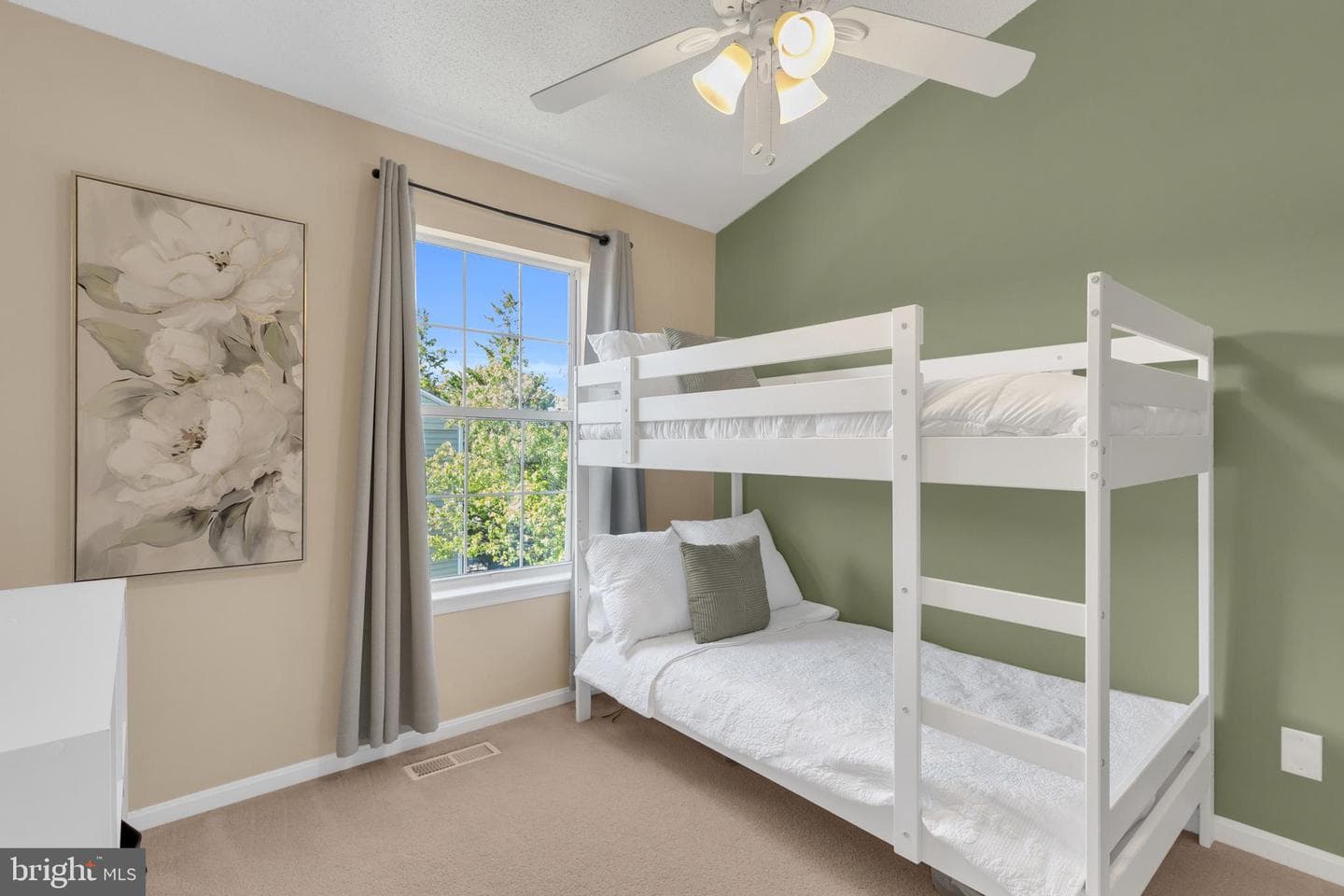 8200 Catbird Circle #201 photo 28
