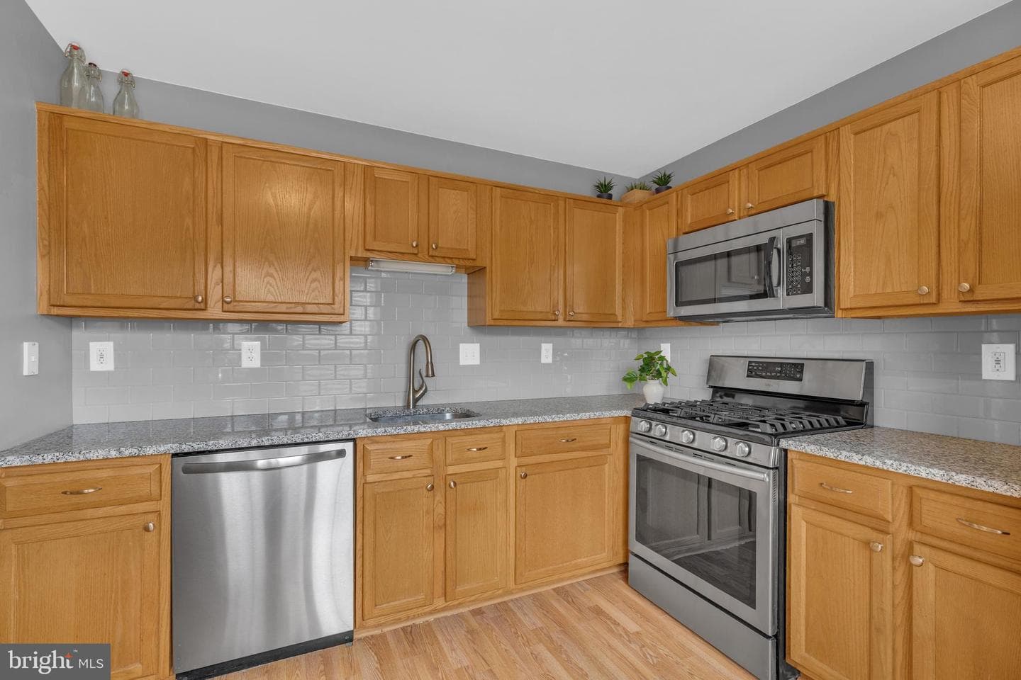 8200 Catbird Circle #201 photo 8