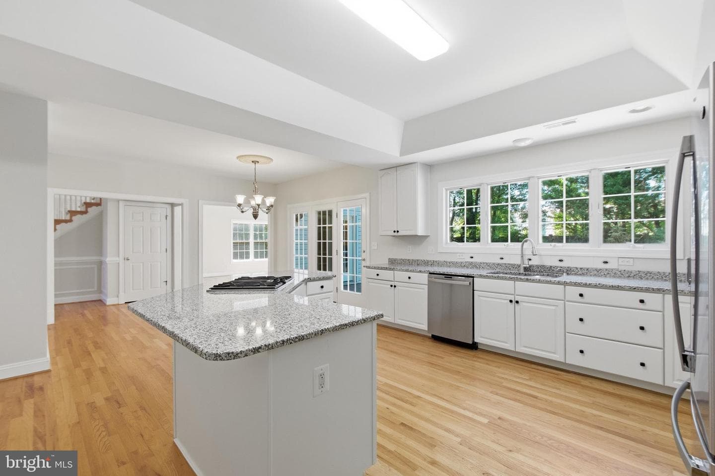 9395 Wolf Trap Creek Court photo 10