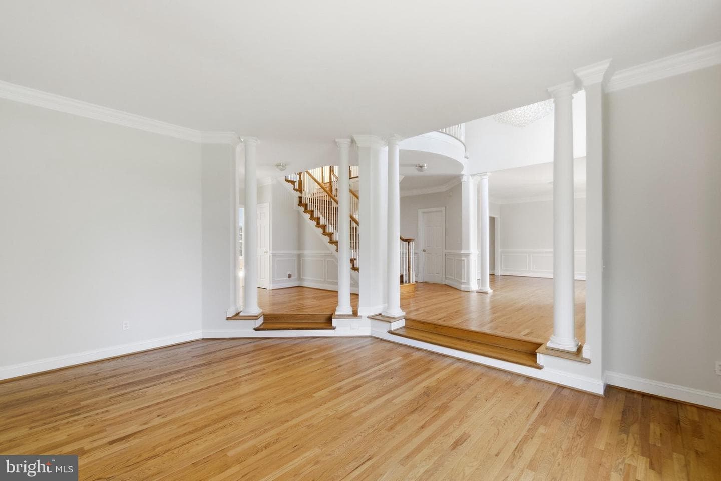 9395 Wolf Trap Creek Court photo 20