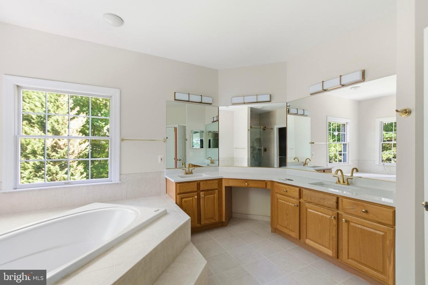 9395 Wolf Trap Creek Court photo 30