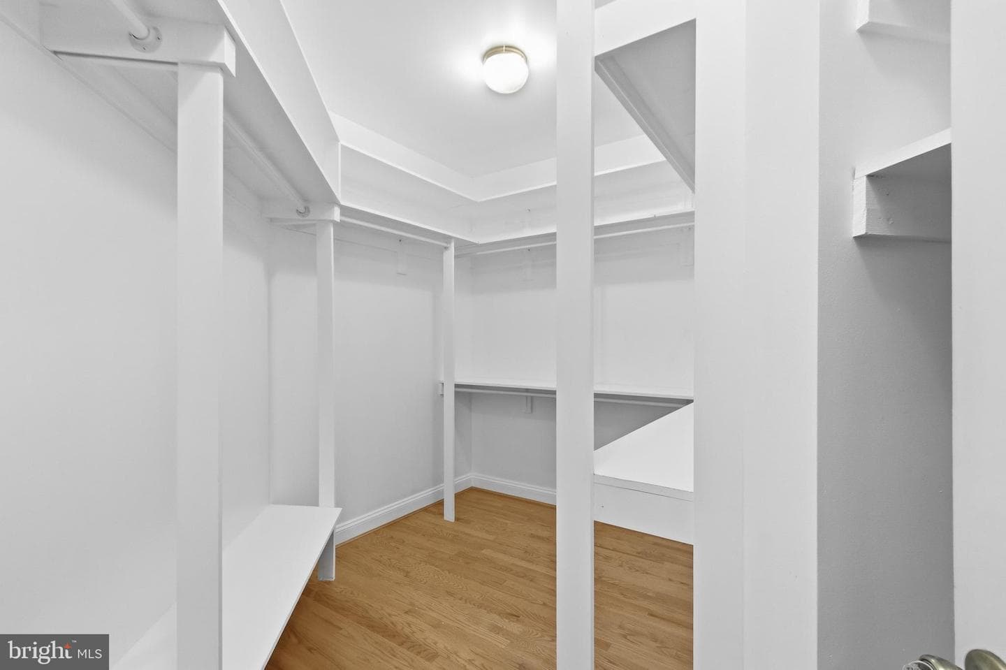 9395 Wolf Trap Creek Court photo 32