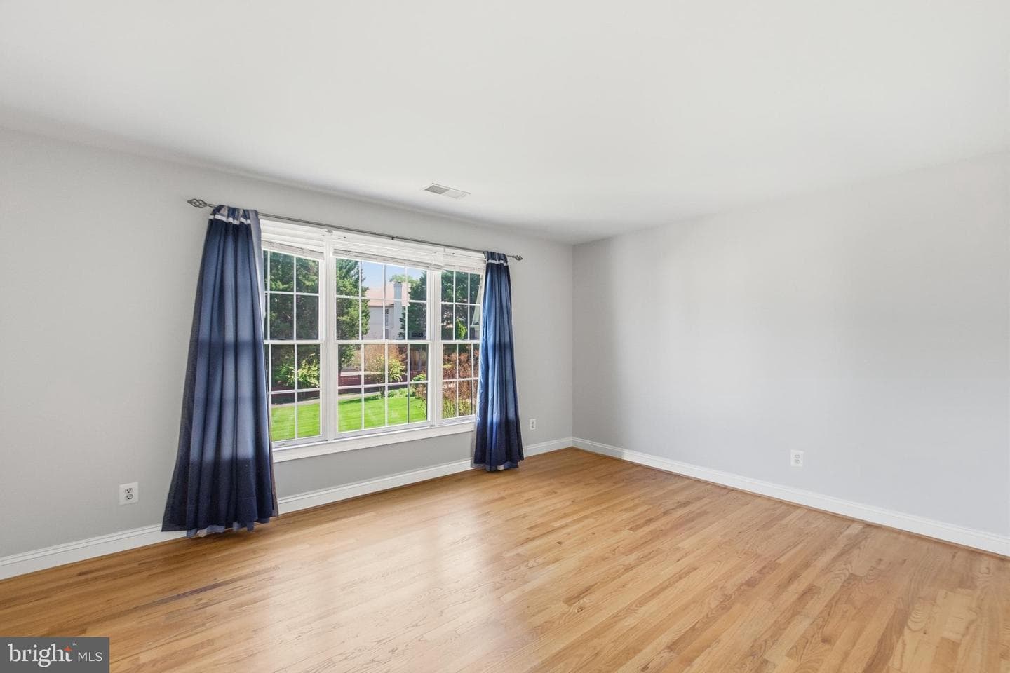 9395 Wolf Trap Creek Court photo 33