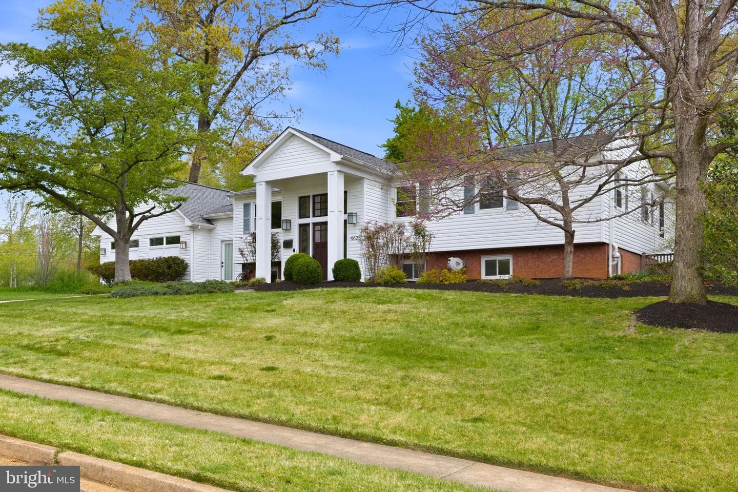 4625 Valerie Court photo 2