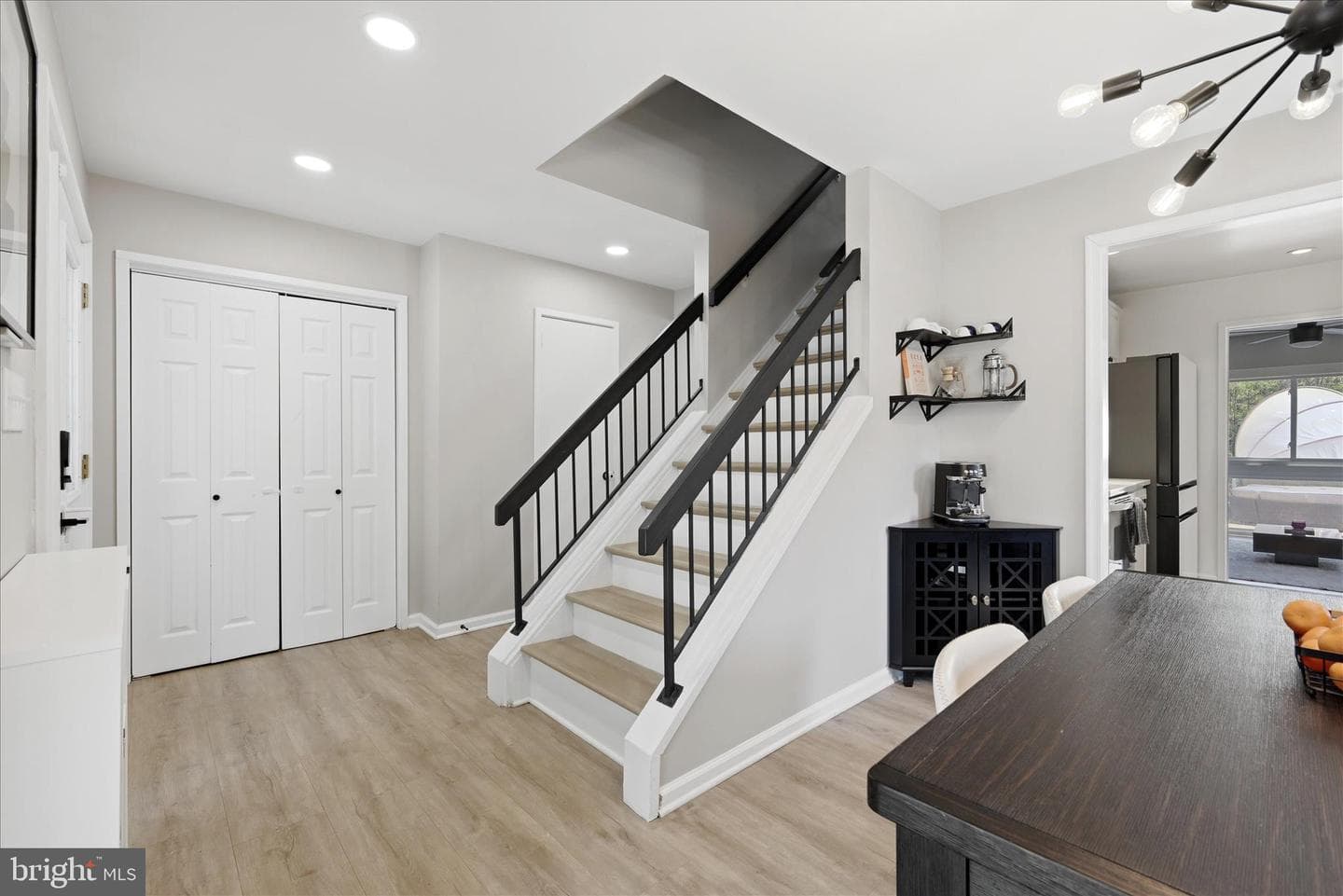 9806 Sweet Mint Drive photo 17
