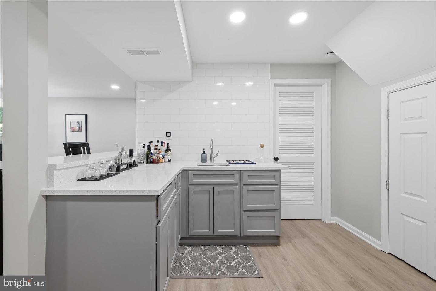 9806 Sweet Mint Drive photo 27