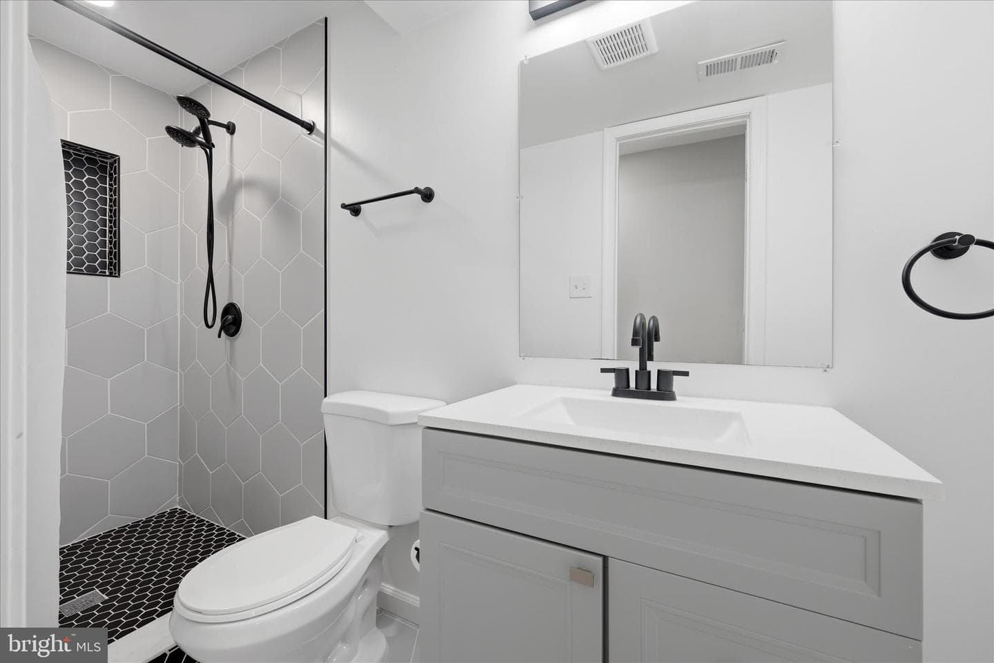 9806 Sweet Mint Drive photo 35