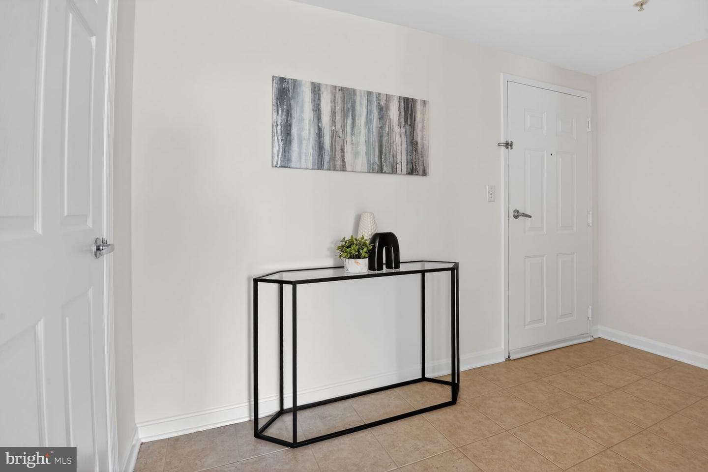 2726 Gallows Road #216 photo 3