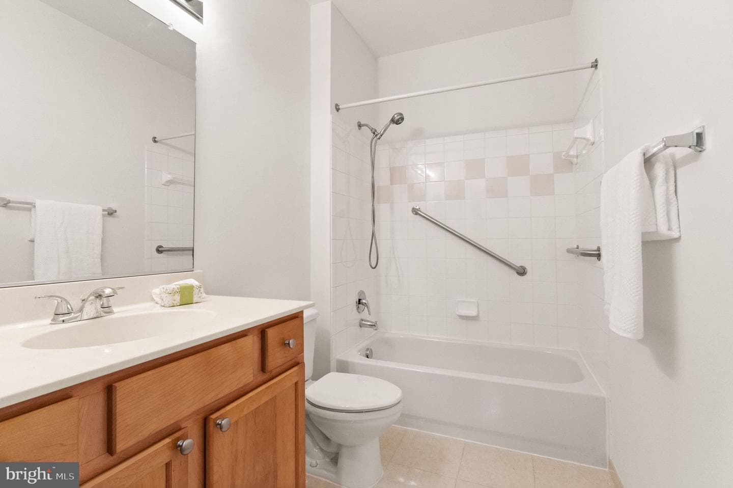 12000 Market Street #214 photo 29
