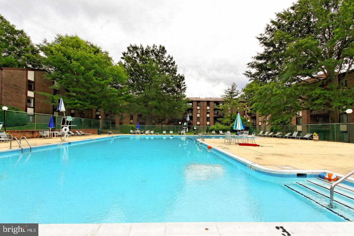 9720 Kingsbridge Drive #201 photo 14