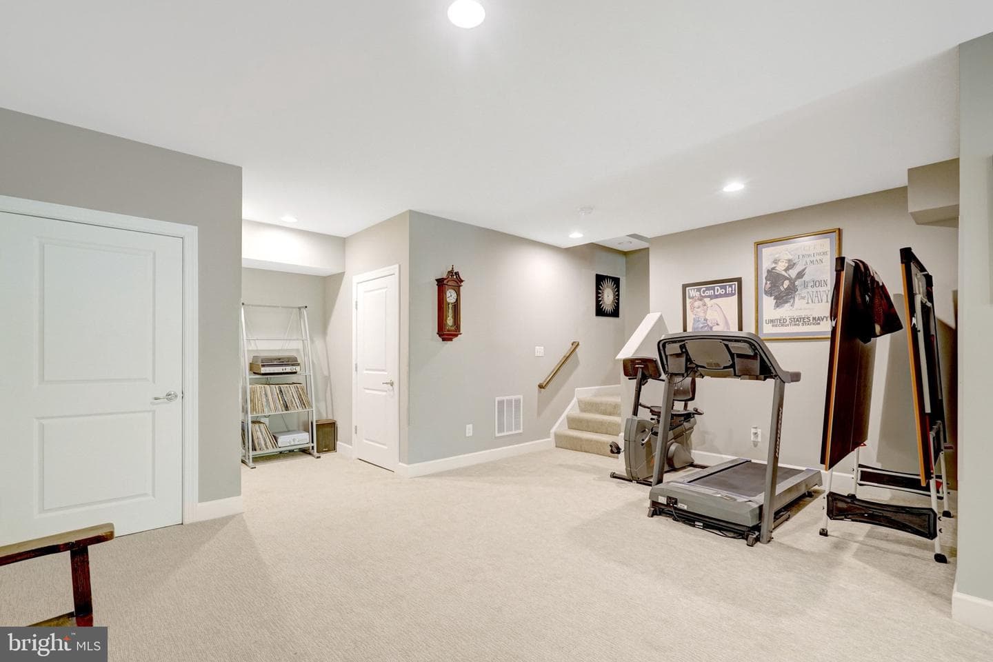 6421 Beatles Lane photo 42