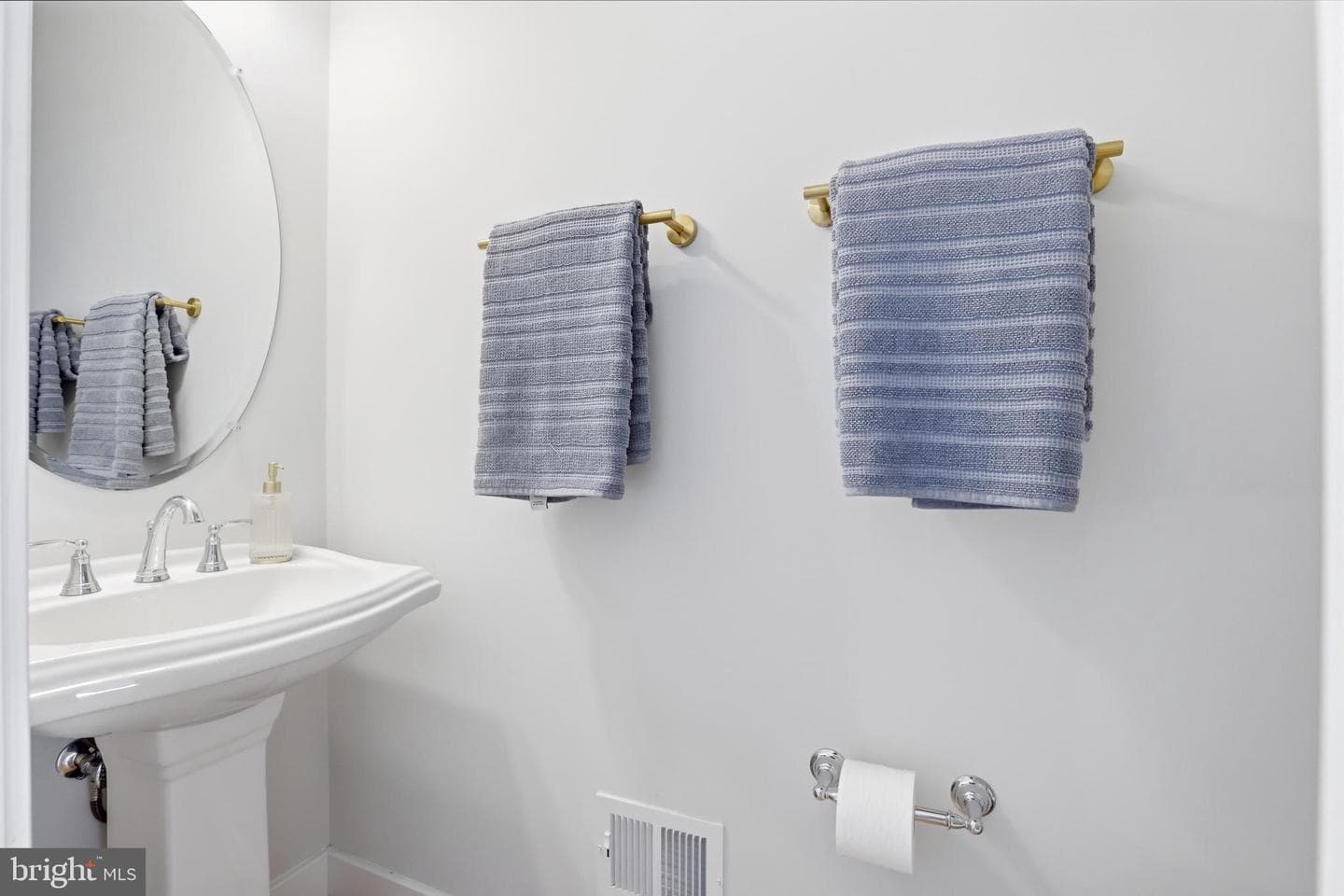 5517 Valmarana Way photo 12